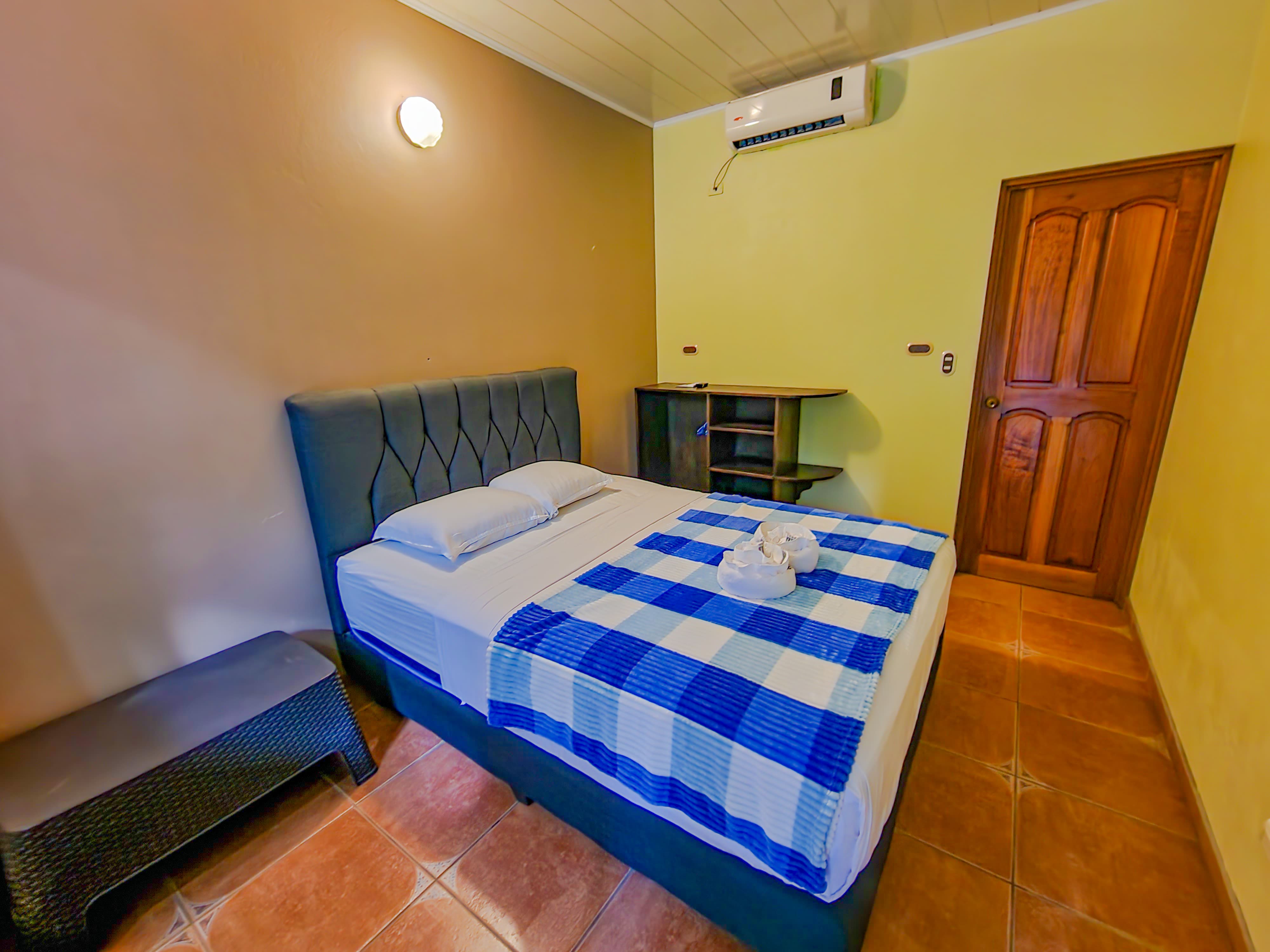 Room Image 6