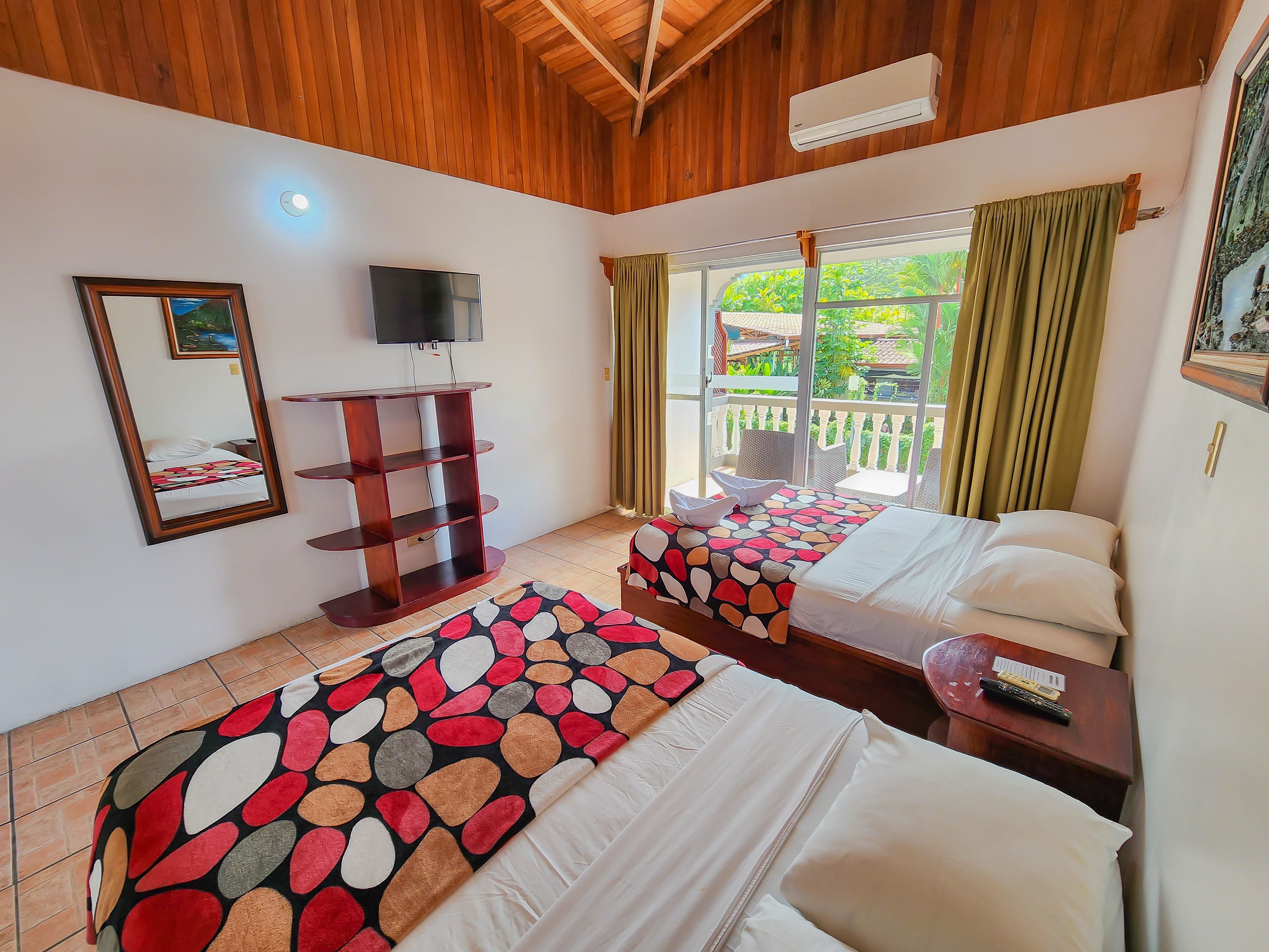 Room Image 4